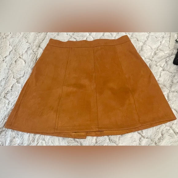 Persun large suede like mini skirt - Picture 4 of 7